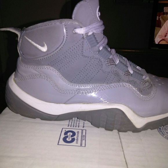 Sold  Nike Zoom - Picture 4 of 4